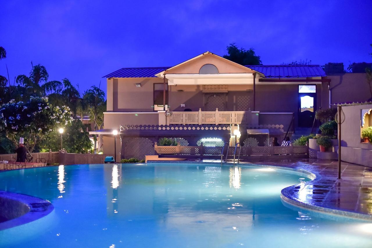Araliayas Resort & Spa Udaipur Exterior foto